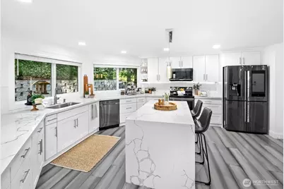 901 Brentwood Place, Everett, WA 98203 - Photo 11