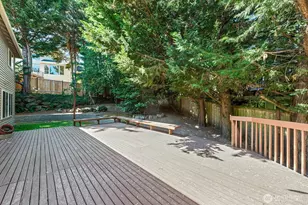 24417 SE 46th St, Sammamish, WA 98029 - Photo 31