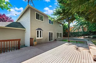 24417 SE 46th St, Sammamish, WA 98029 - Photo 29