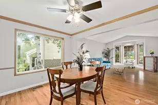 24417 SE 46th St, Sammamish, WA 98029 - Photo 11