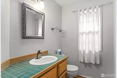24417 SE 46th Street, Sammamish, WA 98029 - Photo 17