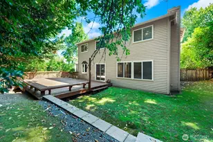 24417 SE 46th St, Sammamish, WA 98029 - Photo 27