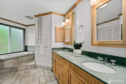 24417 SE 46th Street, Sammamish, WA 98029 - Photo 21