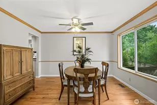 24417 SE 46th St, Sammamish, WA 98029 - Photo 9