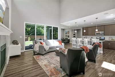 18303 131st Street E, Bonney Lake, WA 98391 - Photo 5