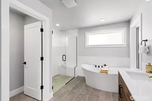 13032 SE 19th Ct, Bellevue, WA 98005 - Photo 15