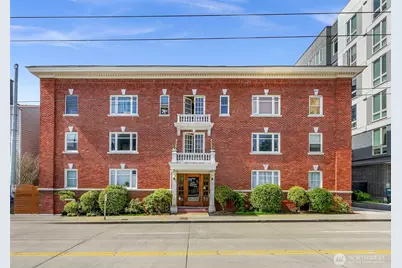 4725 15th Avenue NE #12, Seattle, WA 98105 - Photo 1