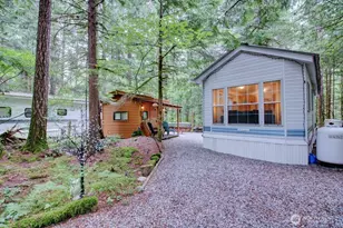 57 Riverside Dr, Deming, WA 98244 - Photo 3