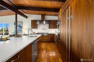 19520 94th Pl W, Edmonds, WA 98020 - Photo 15