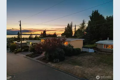 741 Hemlock Street, Edmonds, WA 98020 - Photo 39