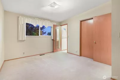 741 Hemlock Street, Edmonds, WA 98020 - Photo 21