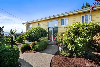 741 Hemlock Street, Edmonds, WA 98020 - Photo 3