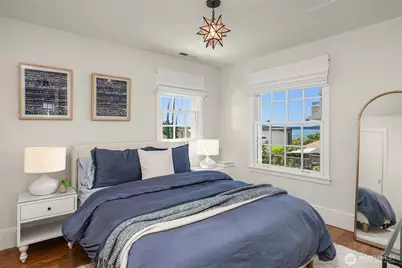 1515 28th Avenue W, Seattle, WA 98199 - Photo 15
