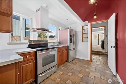 13043 40th Ave S, Tukwila, WA 98168 - Photo 11