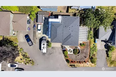 13043 40th Ave S, Tukwila, WA 98168 - Photo 3
