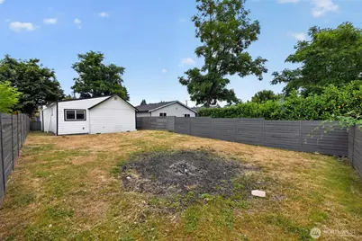 512 133rd Street S, Tacoma, WA 98444 - Photo 25