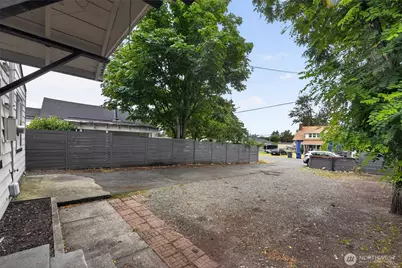 512 133rd Street S, Tacoma, WA 98444 - Photo 3