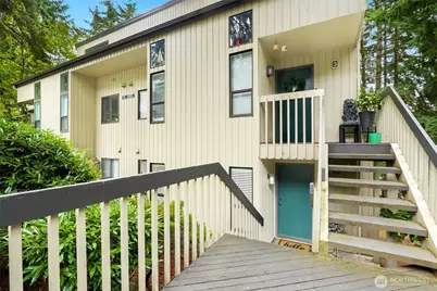 3517 109th Place NE #4, Bellevue, WA 98004 - Photo 1