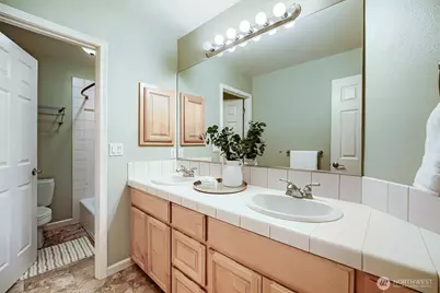 12612 SE 261st Street, Kent, WA 98030 - Photo 23