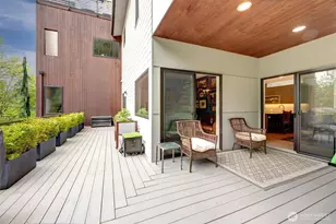 7429 E Mercer Way, Mercer Island, WA 98040 - Photo 13