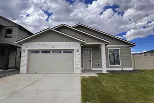 581 S Oasis Loop, East Wenatchee, WA 98801 - Photo 1
