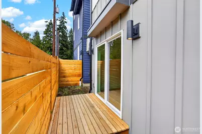 12034 Hiram Place NE, Seattle, WA 98125 - Photo 21