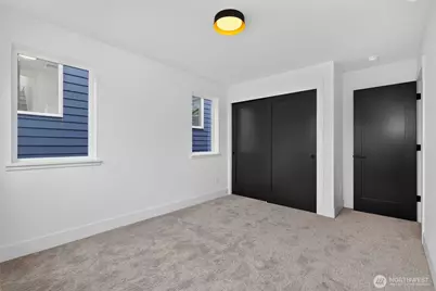 12034 Hiram Place NE, Seattle, WA 98125 - Photo 19