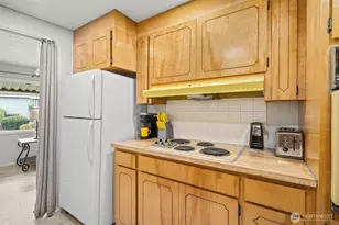 1402 22nd Street NE, Auburn, WA 98002 - Photo 7