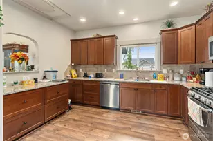 19502 Mountain Meadows Ln SW, Rochester, WA 98579 - Photo 15
