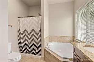 19502 Mountain Meadows Ln SW, Rochester, WA 98579 - Photo 21