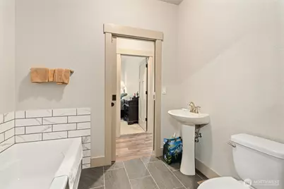 19502 Mountain Meadows Lane SW, Rochester, WA 98579 - Photo 23