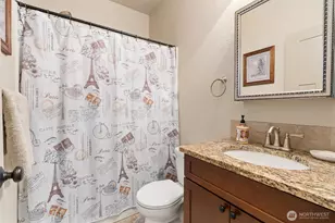 19502 Mountain Meadows Ln SW, Rochester, WA 98579 - Photo 9