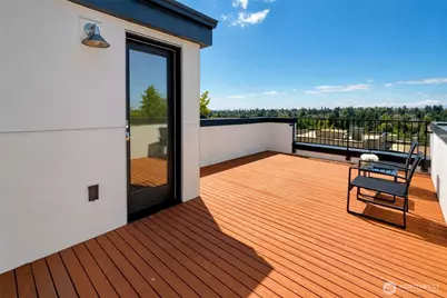 333 N 90th Street, Seattle, WA 98103 - Photo 29