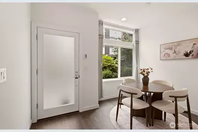 333 N 90th Street, Seattle, WA 98103 - Photo 7