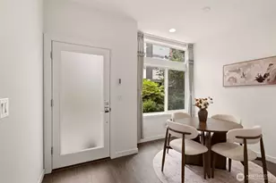 333 N 90th St, Seattle, WA 98103 - Photo 7