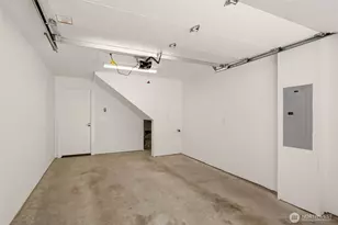333 N 90th St, Seattle, WA 98103 - Photo 25