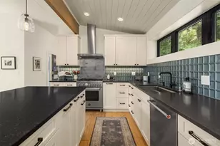 3604 Sunrise View Ln, Greenbank, WA 98253 - Photo 11