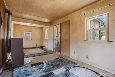 2506 Trenton Avenue NE, Bremerton, WA 98310 - Photo 5