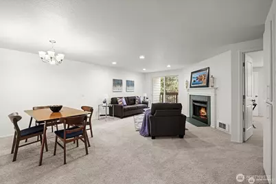 8218 126th Avenue NE #E22, Kirkland, WA 98033 - Photo 7