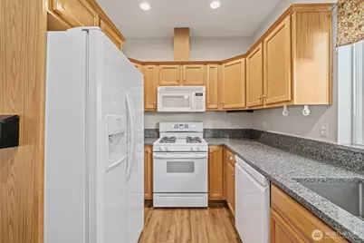 6714 109th Street Ct E, Puyallup, WA 98373 - Photo 11