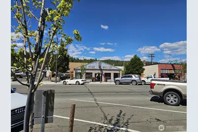424 E 1st Street, Cle Elum, WA 98922 - Photo 5