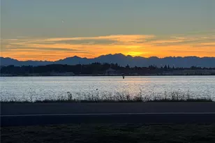 1647 Beach Dr E, Port Orchard, WA 98366 - Photo 19