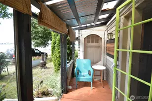 1647 Beach Dr E, Port Orchard, WA 98366 - Photo 17