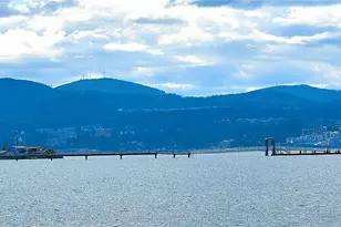 1647 Beach Dr E, Port Orchard, WA 98366 - Photo 9