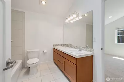935 N 97th Street #B, Seattle, WA 98103 - Photo 21