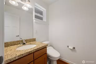 935 N 97th St, Seattle, WA 98103 - Photo 15