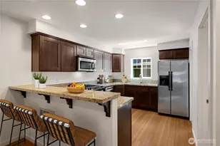 935 N 97th St, Seattle, WA 98103 - Photo 9