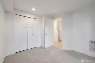 935 N 97th St, Seattle, WA 98103 - Photo 31