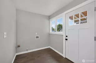 902 Fidalgo St, Sedro Woolley, WA 98284 - Photo 7
