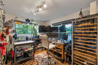 12200 85th Avenue S, Seattle, WA 98178 - Photo 11